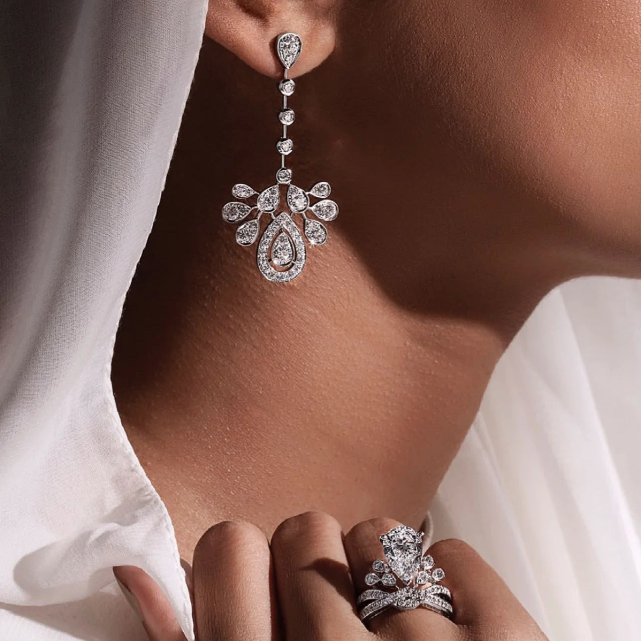 Women's Tassel Full Diamond High-grade Elegant Outfit Light Luxury Rings