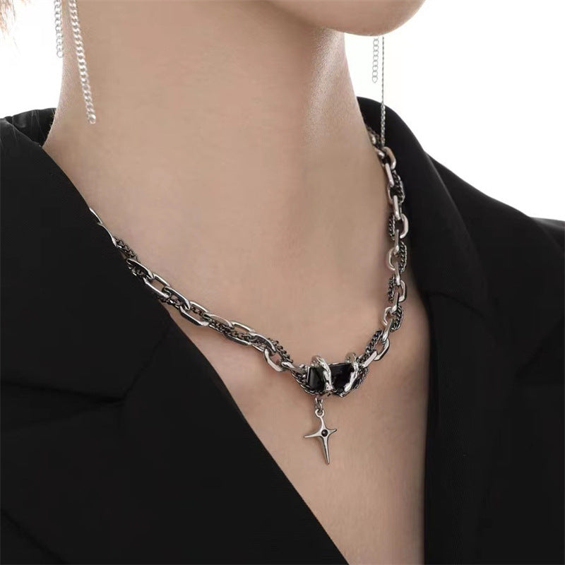 Simple Black Zircon Niche Design Cross Stitching Advanced Fashion Necklaces