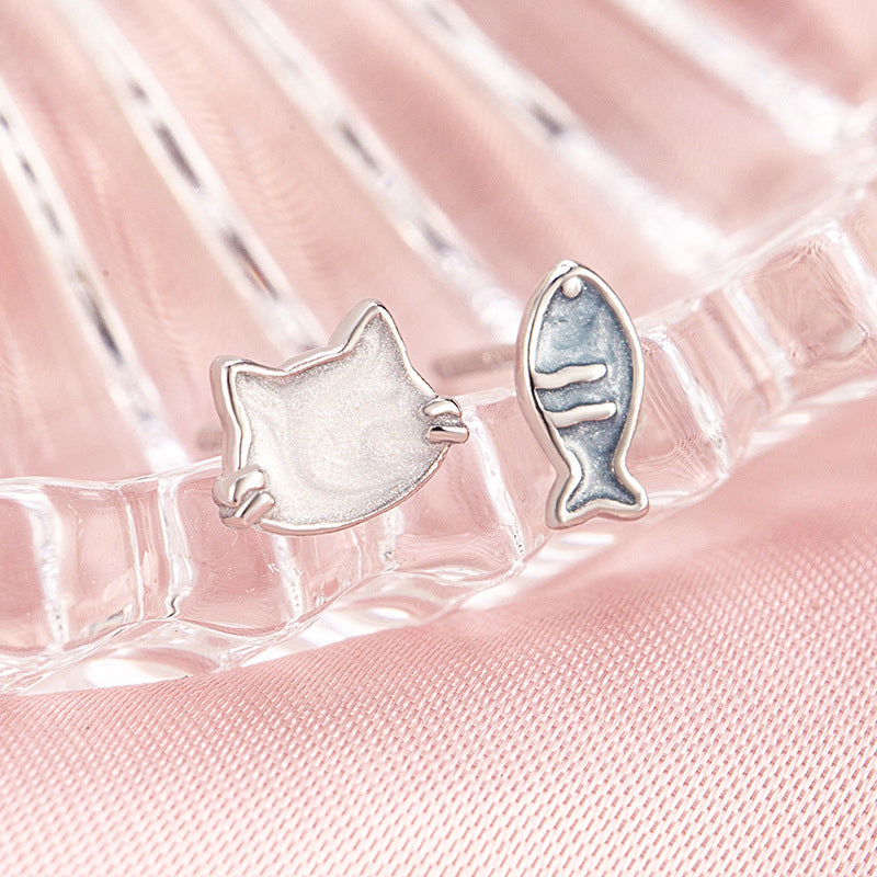 Oil Dripping Cat Blue Fish Personality Exquisite Stud Earrings