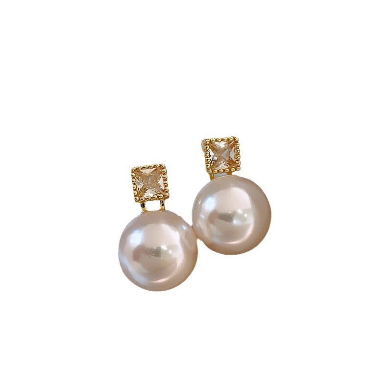 Fashion High-grade Zircon Pearl French Minority Retro Earrings