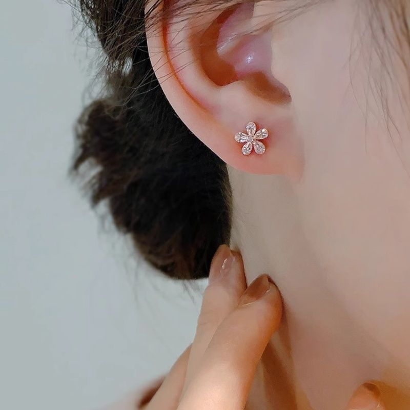 Women's Cherry Blossom Ear Light Luxury Minority Earrings