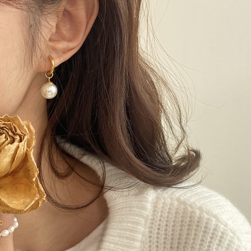 Titanium Steel Gold Plated Simple Ear Clip Trendy Light Earrings