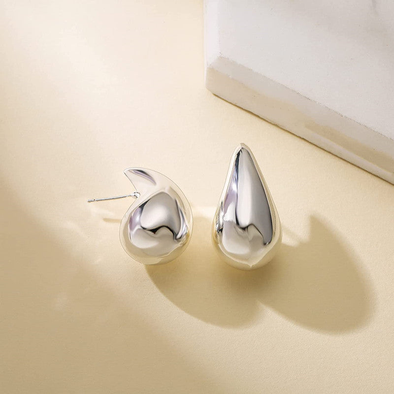 High-grade Titanium Steel Style Simple Stylish Water Drop Shape Female Stud Earrings