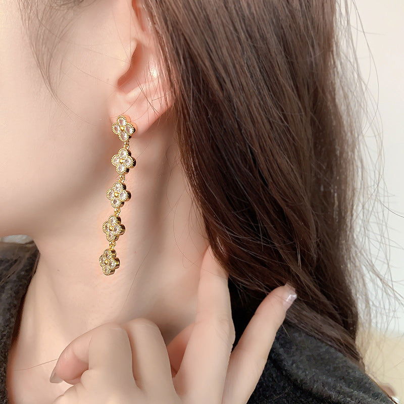 Clover Chain Affordable Luxury Fashion Commuter Earrings