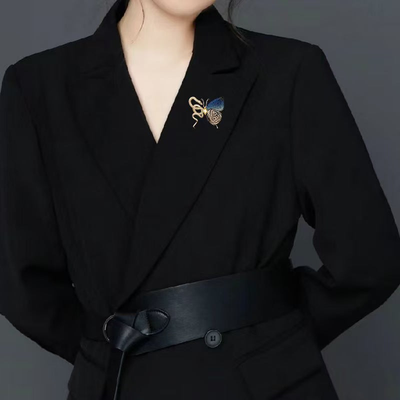 Snake Butterfly Hand-embroidered Brooch Temperament Wild High-grade Exquisite Brooches