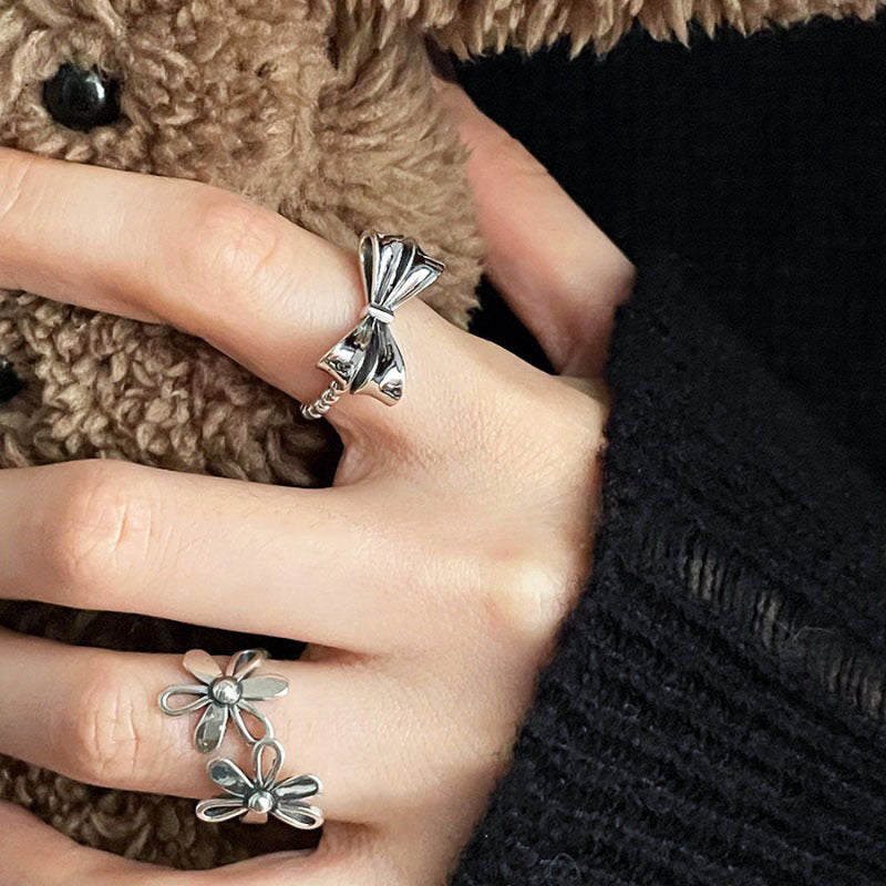 Retro With Opening Hollow Out Bow Personalized Flower Index Finger Ring