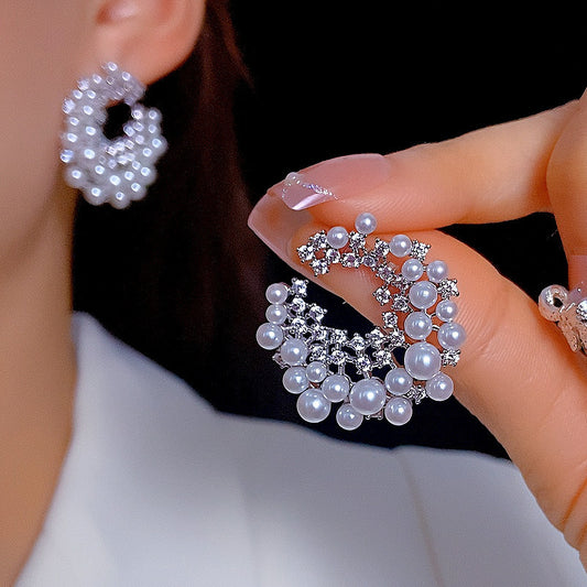 Shining Diamond Irregular Round Female Special Earrings