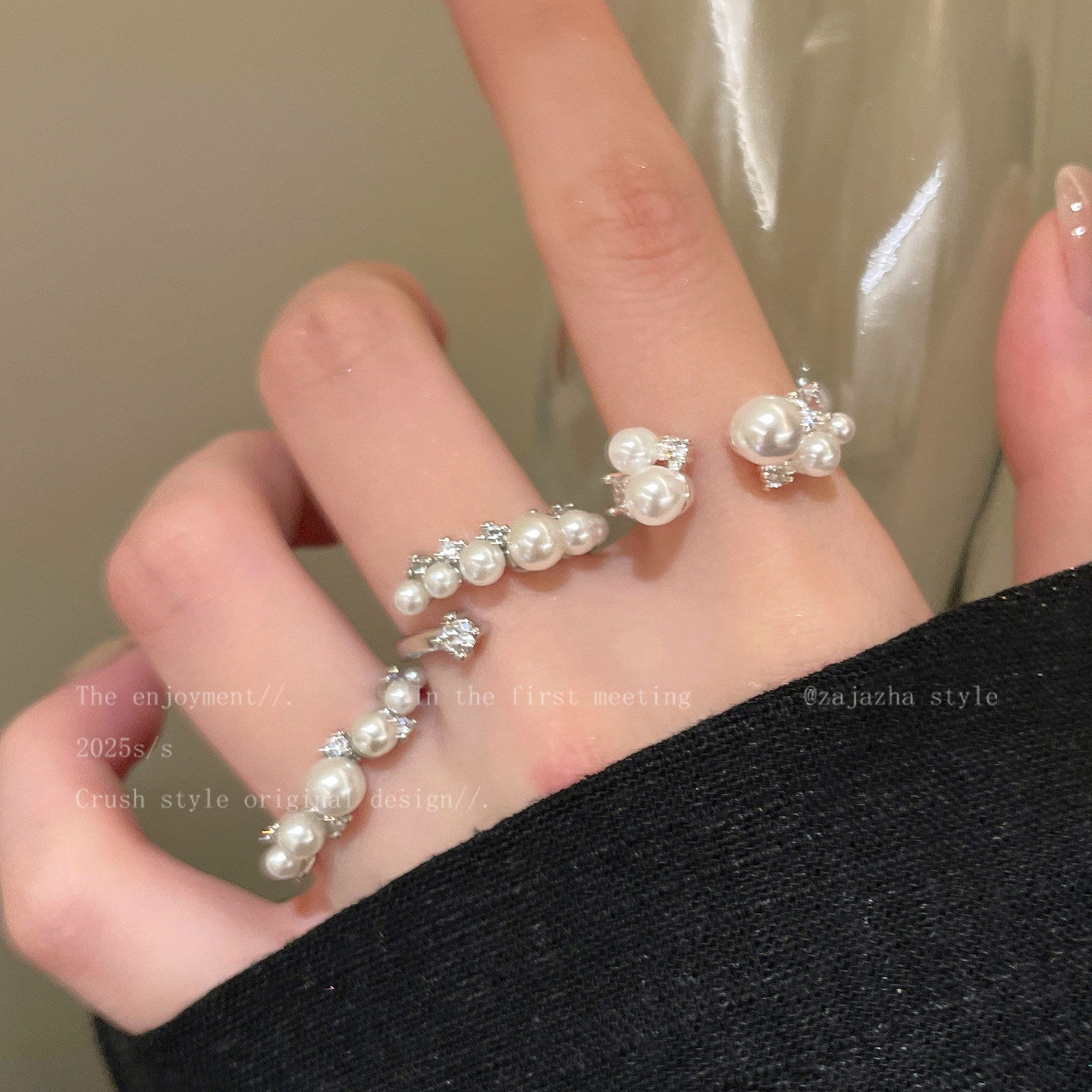 Women's French Baroque Open-end Pearl Design Twin Index Finger Light Ring