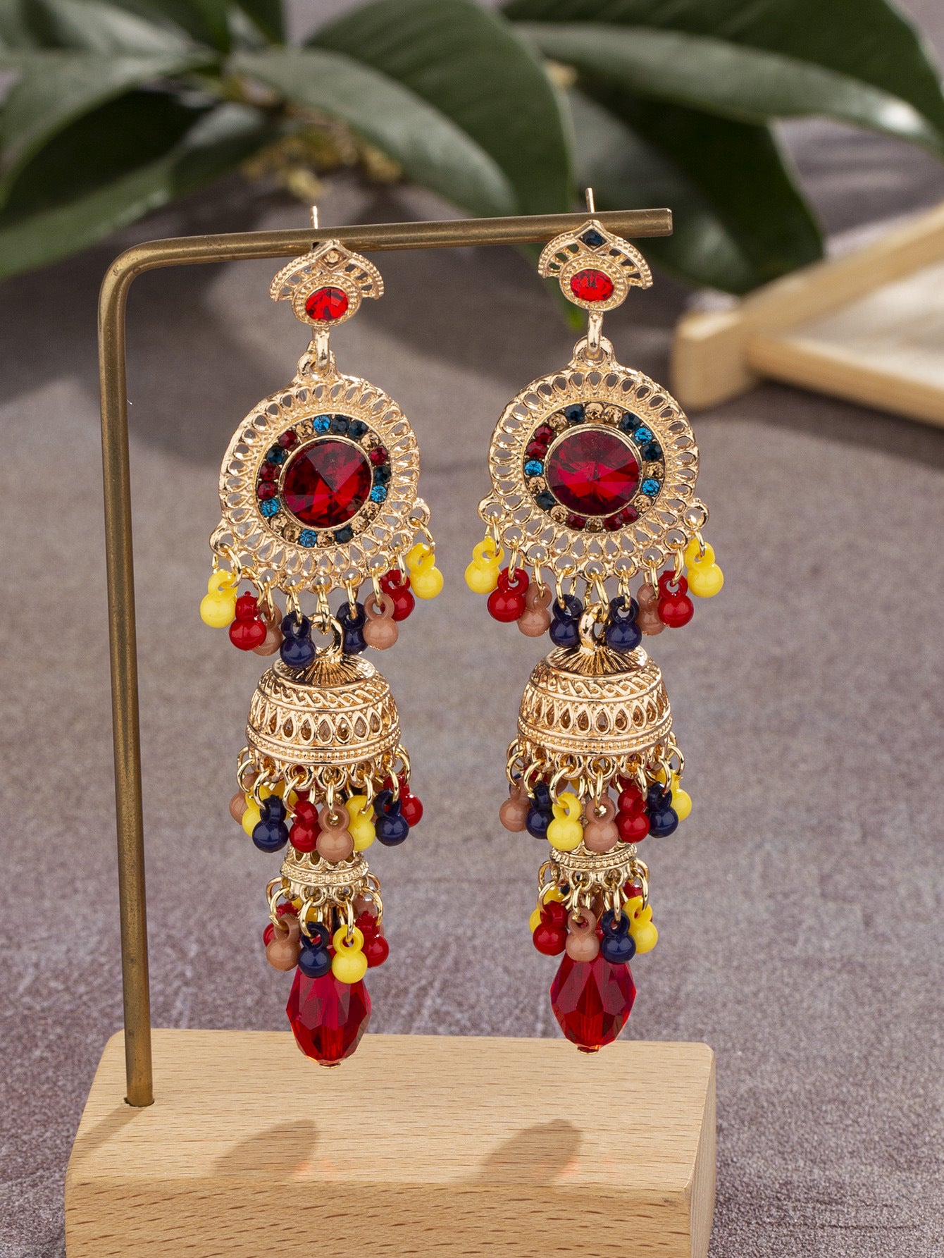 Women's Retro Long Luxury Imitation Big Stone Earrings