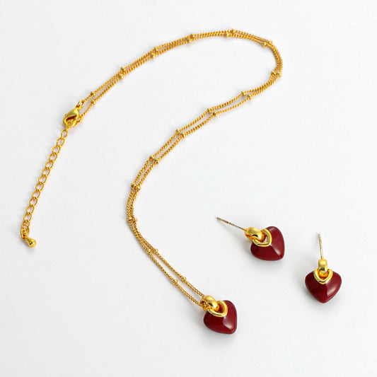 Women's Love Exquisite High Class Elegant Clavicle Necklaces