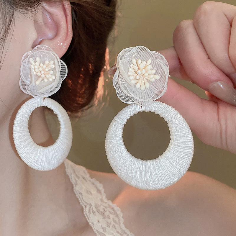 Net Yarn Flowers Tassel Fresh Sweet Earrings