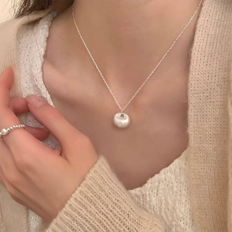 Sier Safety Lock Chinese Style White Necklace
