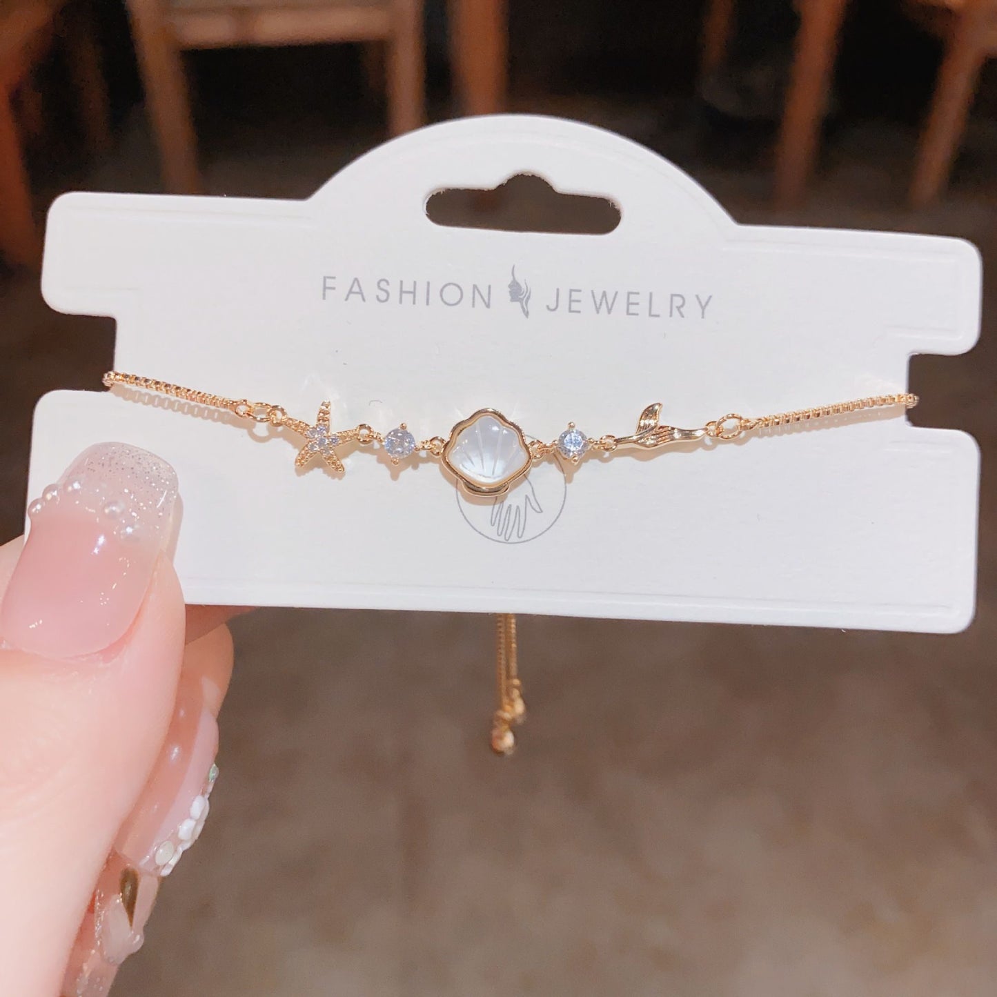 Women's Minority Fashion Unique Personality Trendy Zircon Light Bracelet