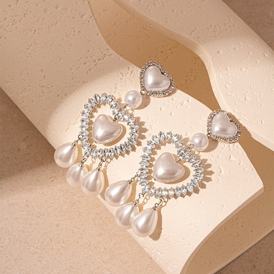 Fashion High-grade Zircon Pearl Niche Retro Earrings