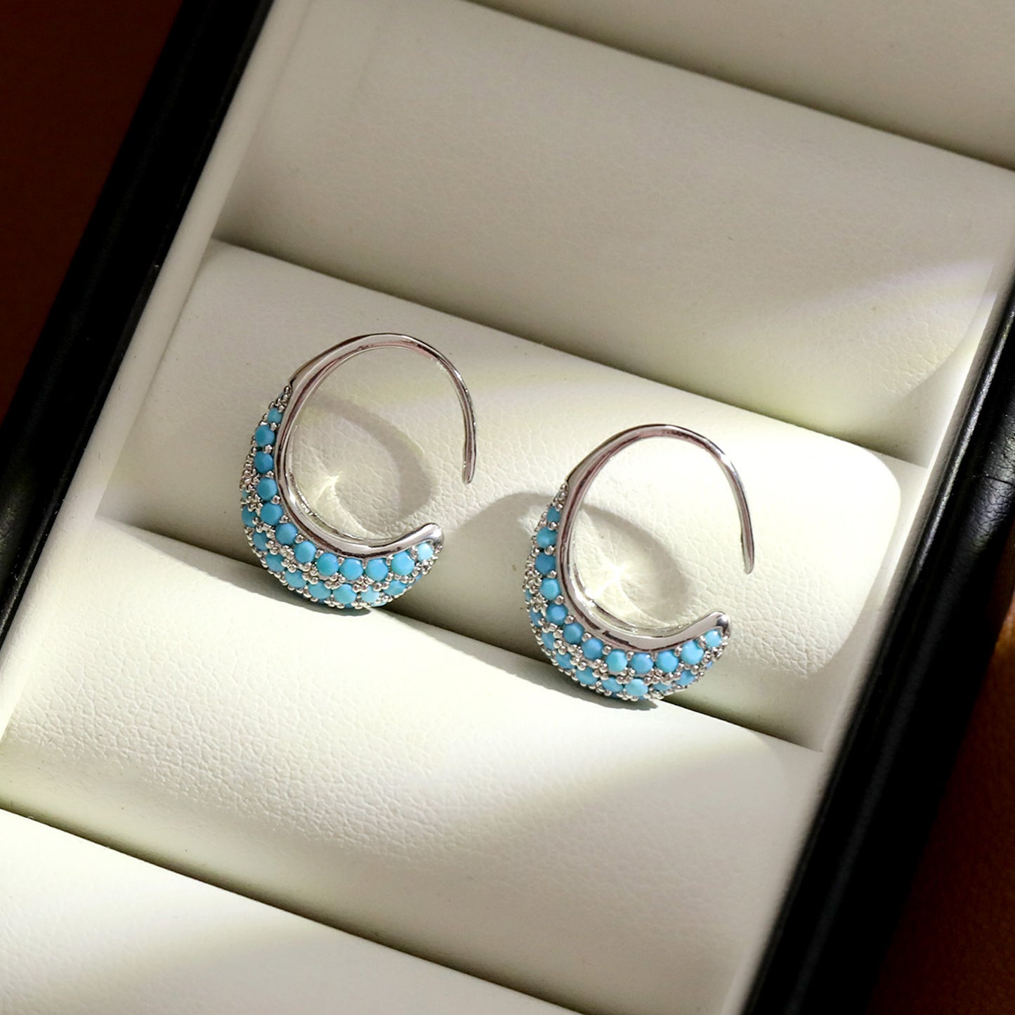 Women's Design Flower Basket Turquoise Advanced Full Diamond Ear Hook