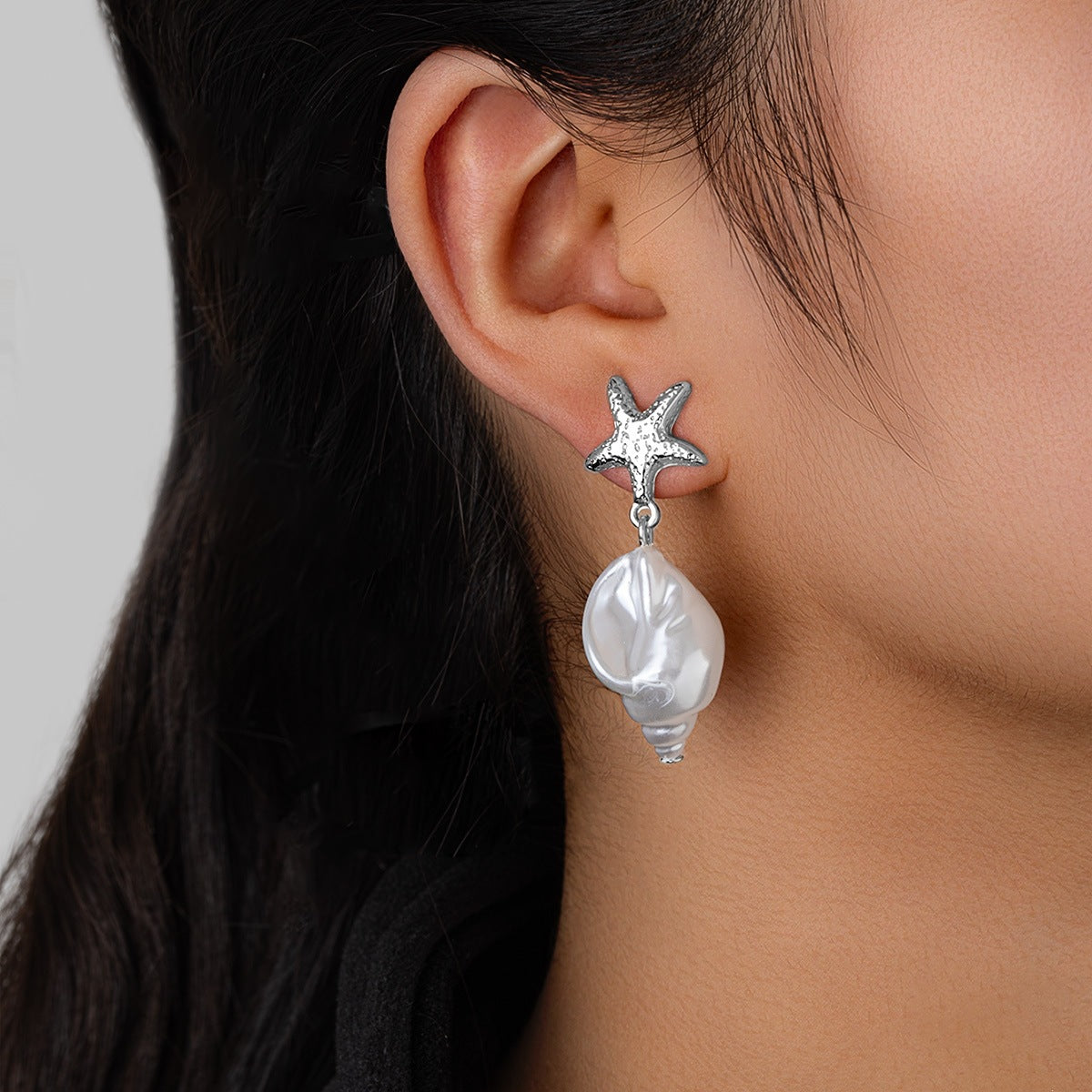 Women's Beach Vacation Style Alloy Starfish Shaped Stud Earrings