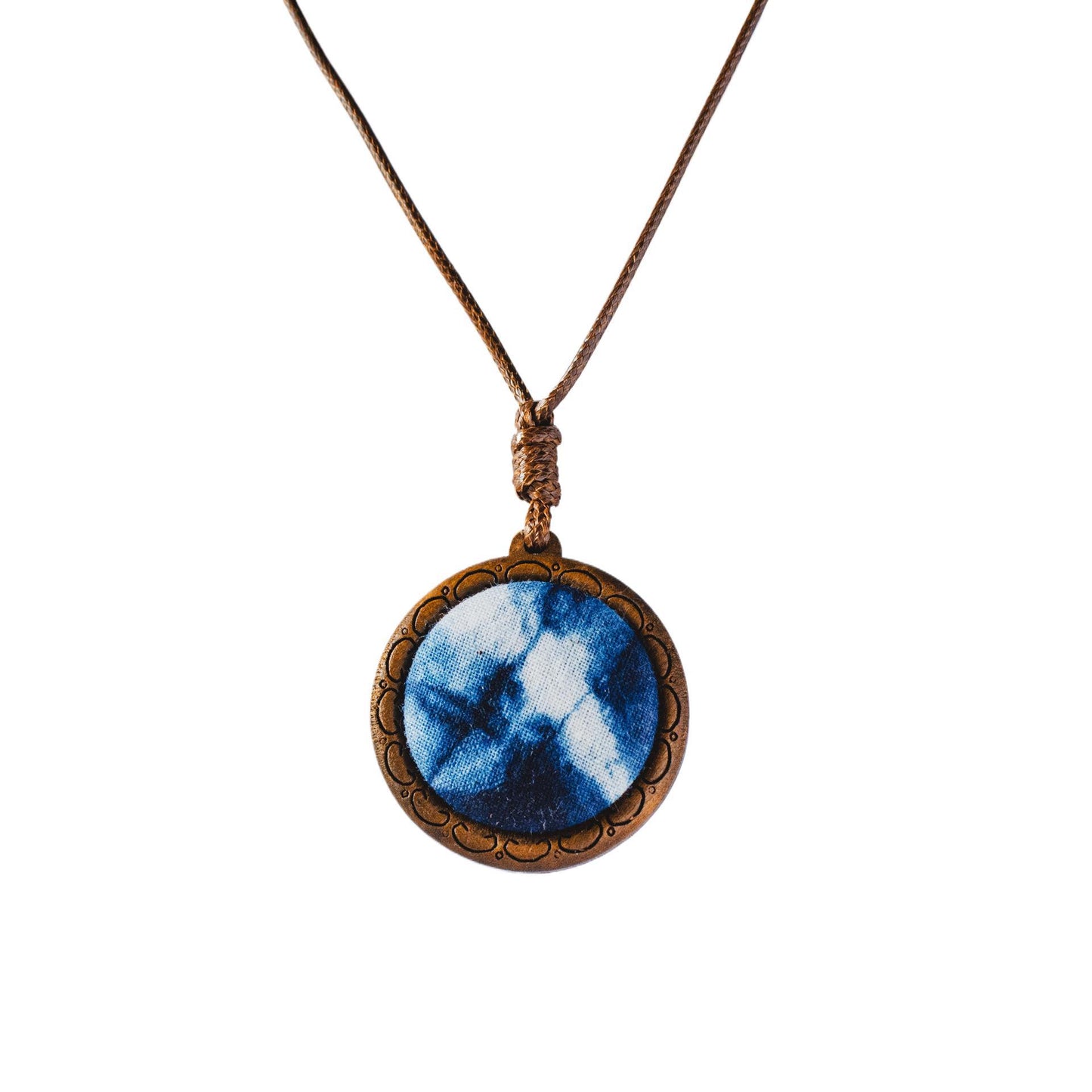 Ethnic Style Wood Carving Vintage Artistic Sweater Chain Plant Dyed Necklace