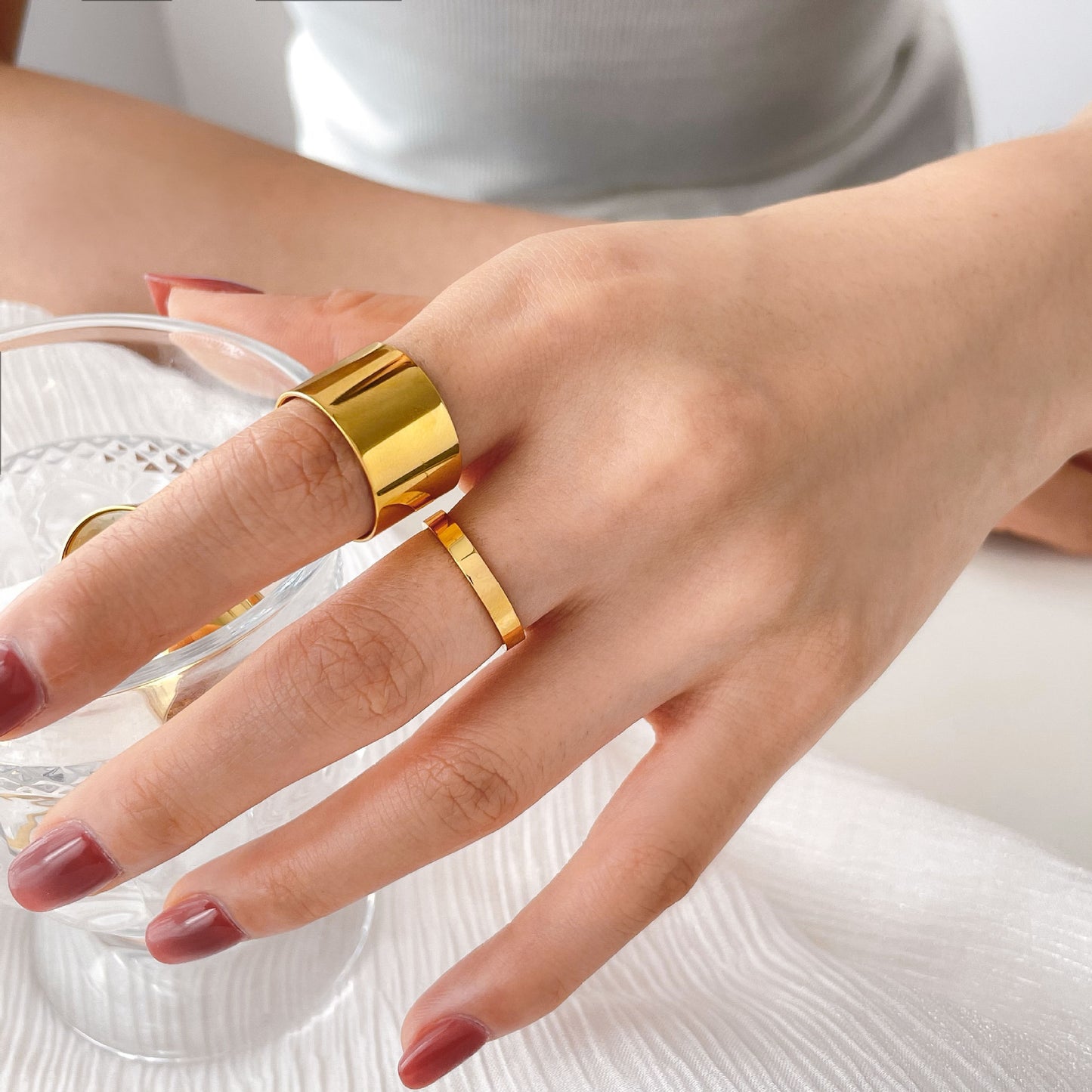 Simple Design Glossy Bright Plane Wide Rings