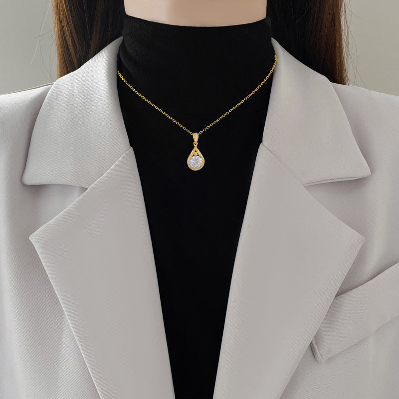 Titanium Steel Light Luxury Real Gold Water Drop Super Flash Necklace
