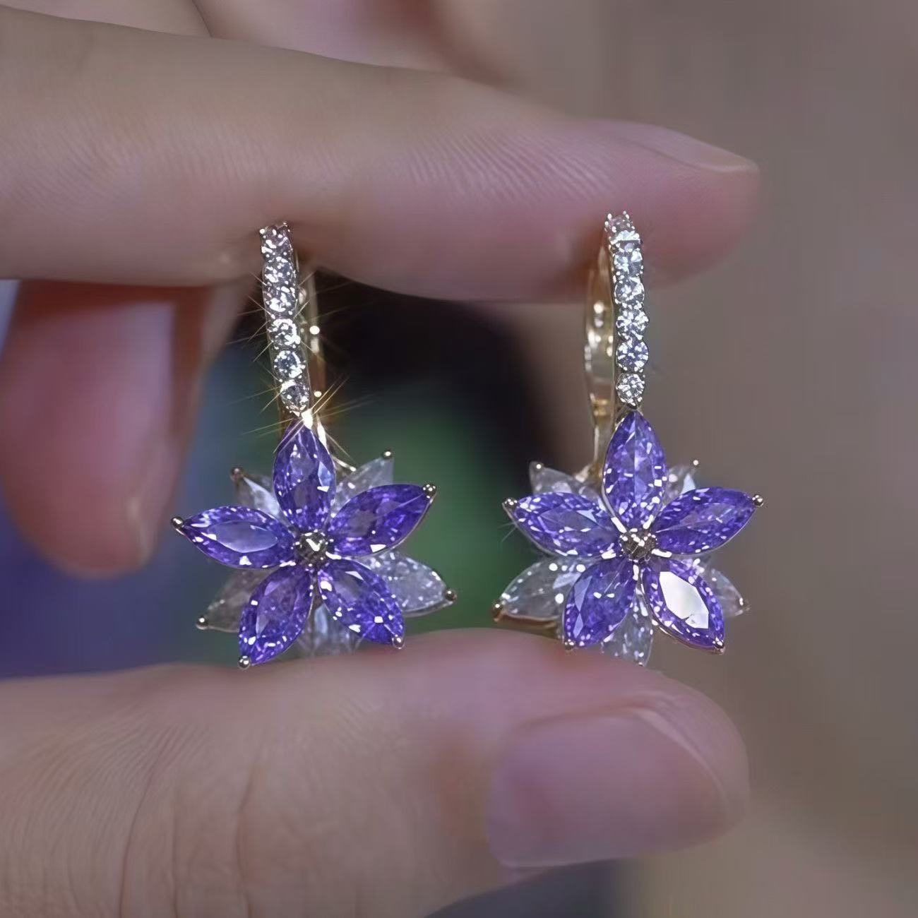Women's Clips Light Luxury Minority Design High-grade Earrings