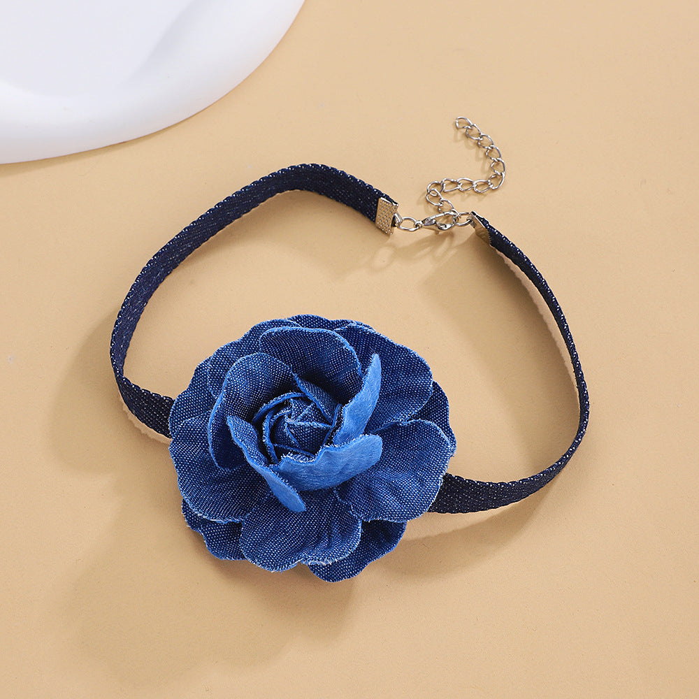 Vintage Rose Flower Exaggerated Flocking French Collar