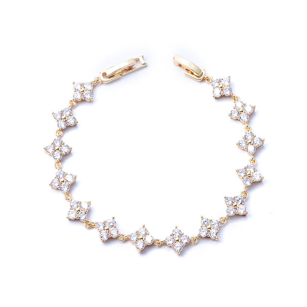 Women's Clover Light Luxury Exquisite High-grade Retro Fashion Jewelry Set