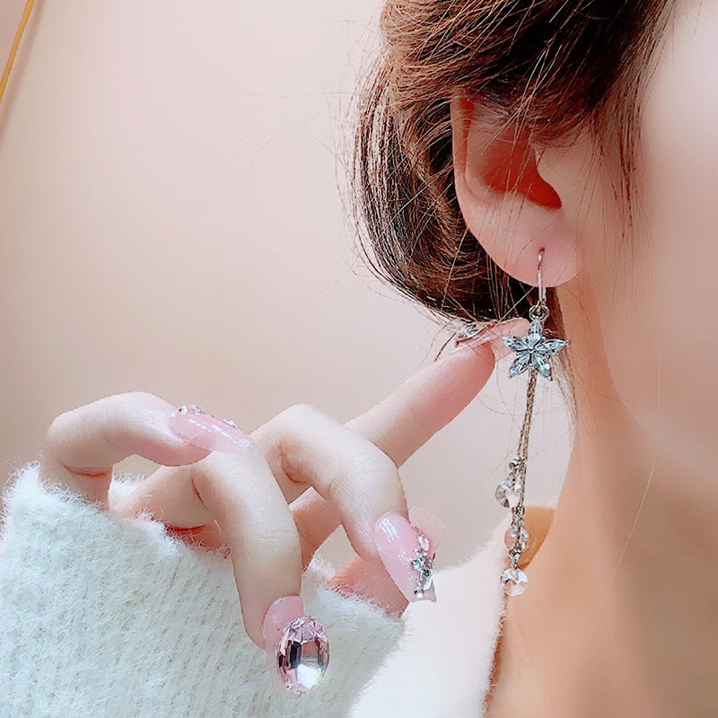 Women's Snowflake Tassel Temperamental Minority Simple Rhinestone Flower Fashionable Ear Hook