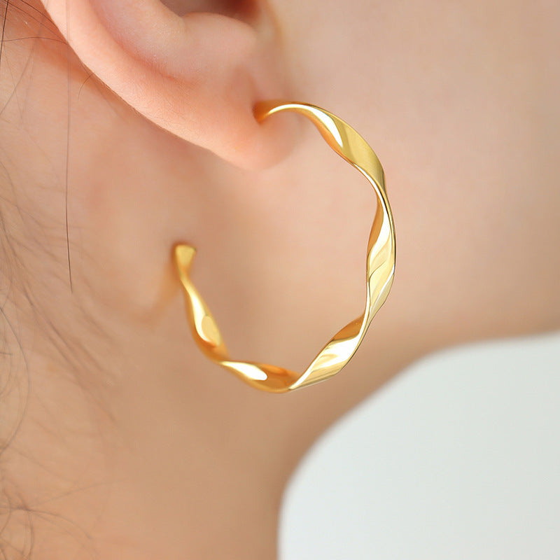 Designer Twisted Personality Design Type Versatile Elegant Earrings