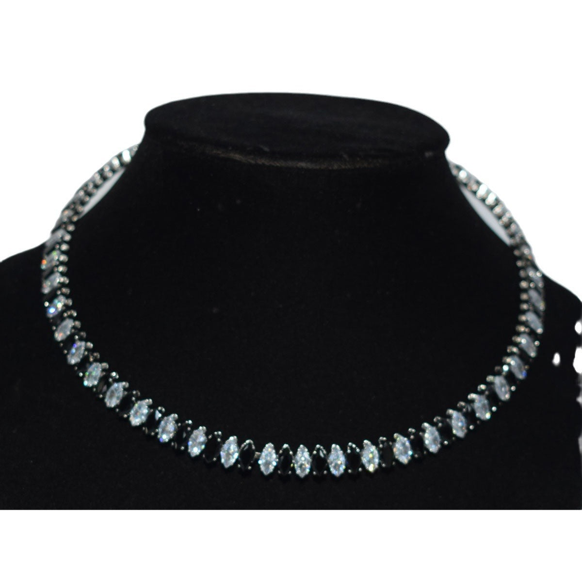 Women's Full Zircon Collar Hand Ear Three-piece Oval Jewelry Set
