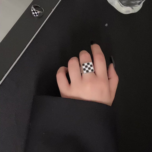 Chessboard Plaid Love Heart-shaped Two-piece Set Female Fashion Rings