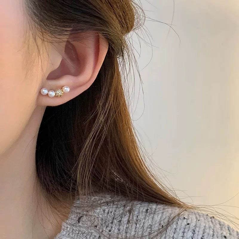 Women's Retro Affordable Luxury Gold High-grade Pearl Earrings