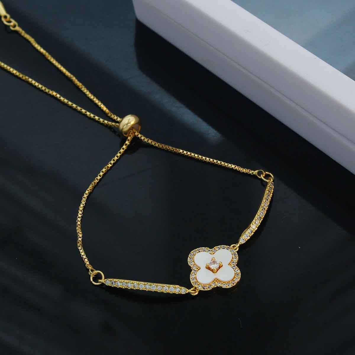 Women's Cute Graceful Titanium Steel Versatile High-grade Necklaces