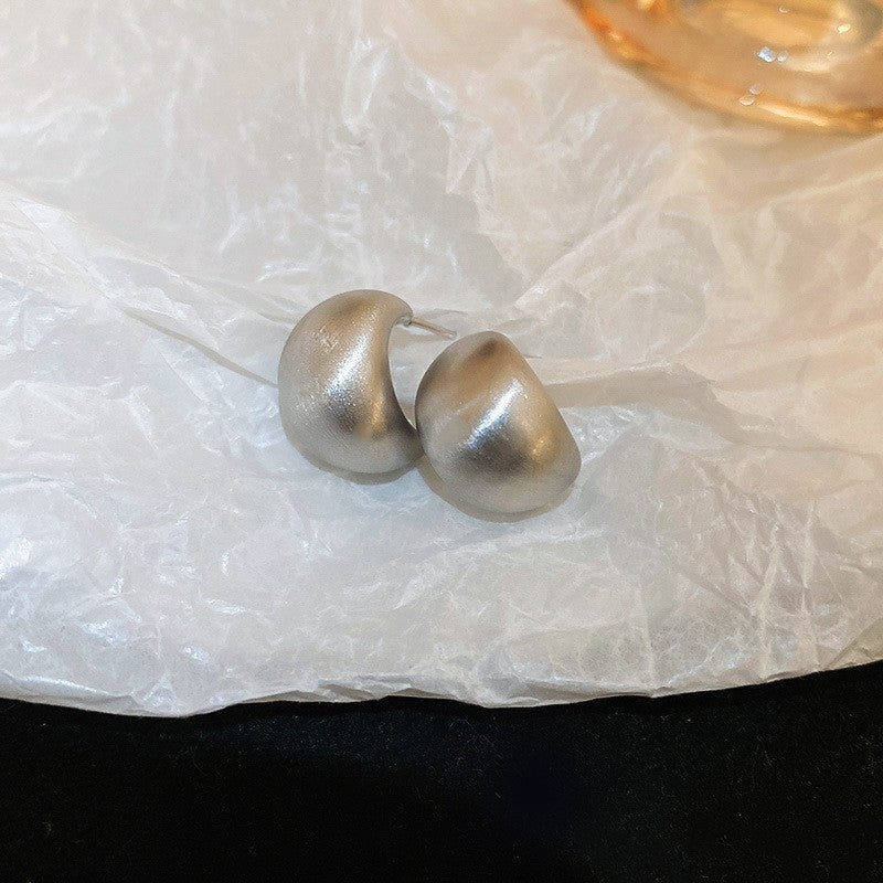 Women's Needle Metallic Pleated Round Geometric Bean-shaped Fashionable Fashion Stud Earrings