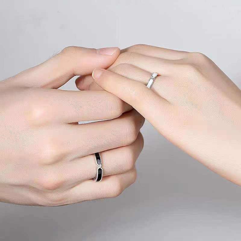Women's & Men's Couple Pair Of Light Luxury Minority Rings