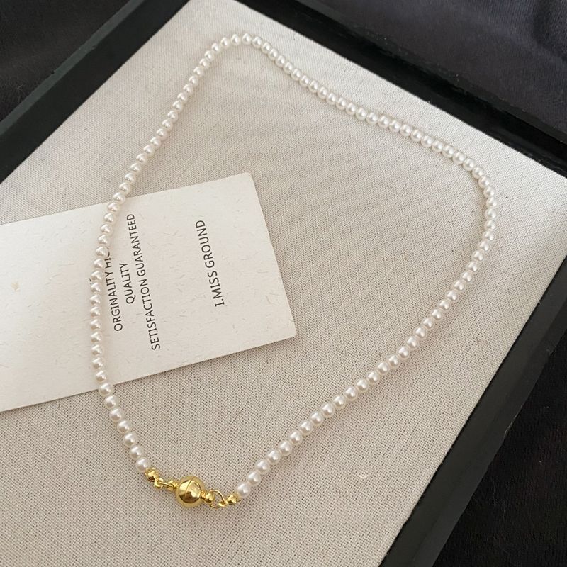 Pearl Twin Clavicle Chain Light Luxury Necklaces