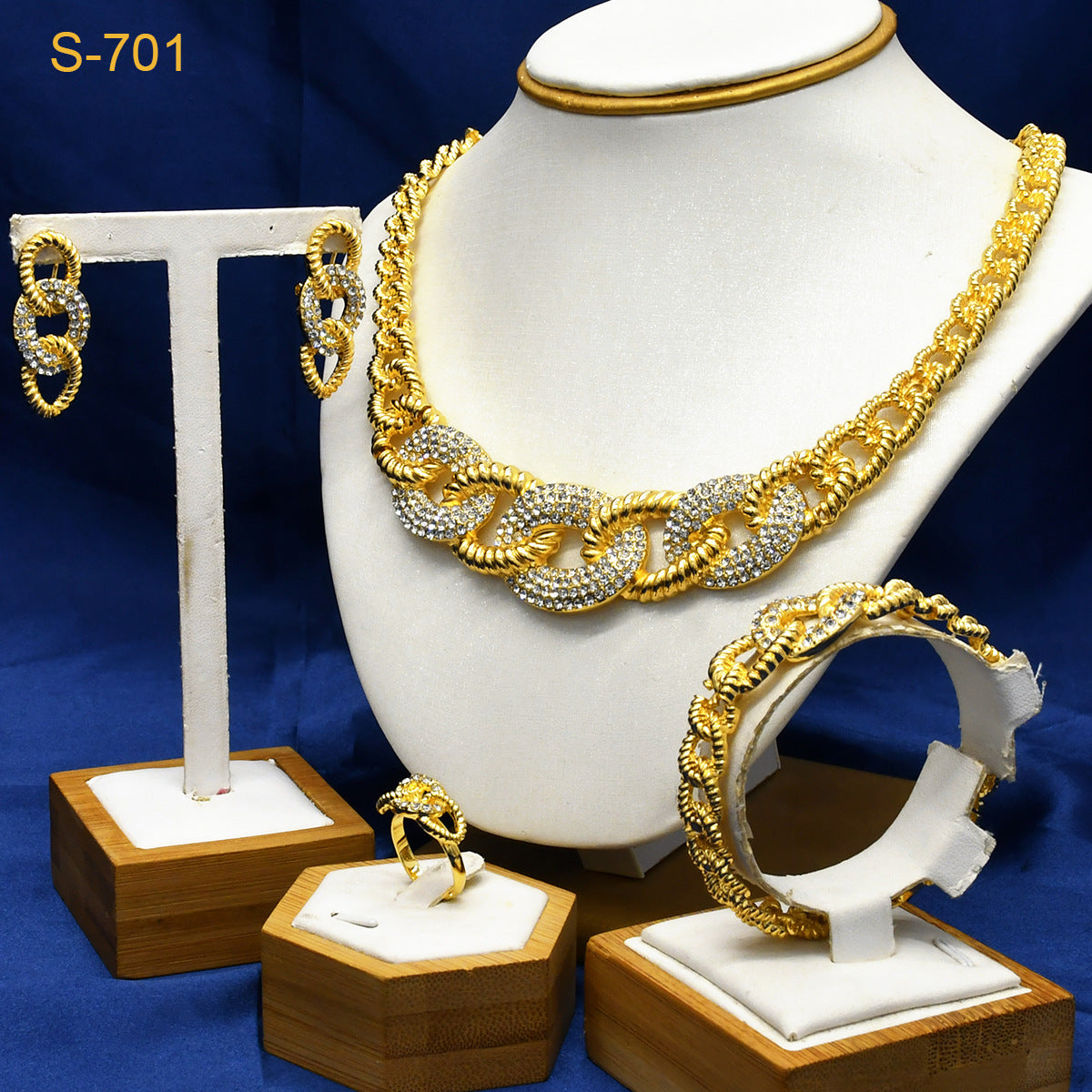 Glamorous Gold Bridal Indian Nigeria Batch Jewelry Set