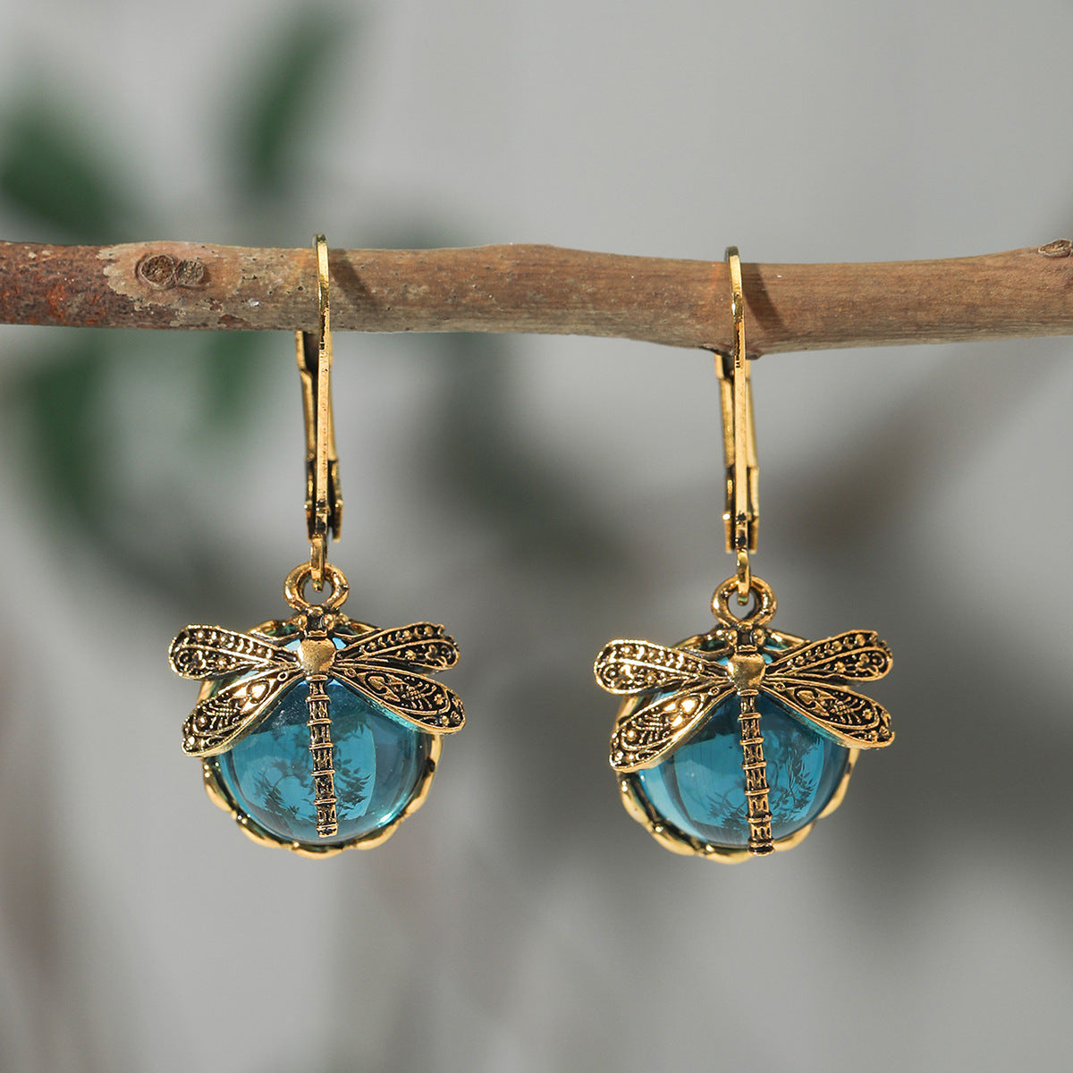 Women's Creative Vintage Dragonfly Green Crystal Charm Pendants