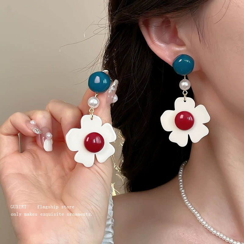 Women's Flower Light Luxury High-grade Elegant Unique Earrings