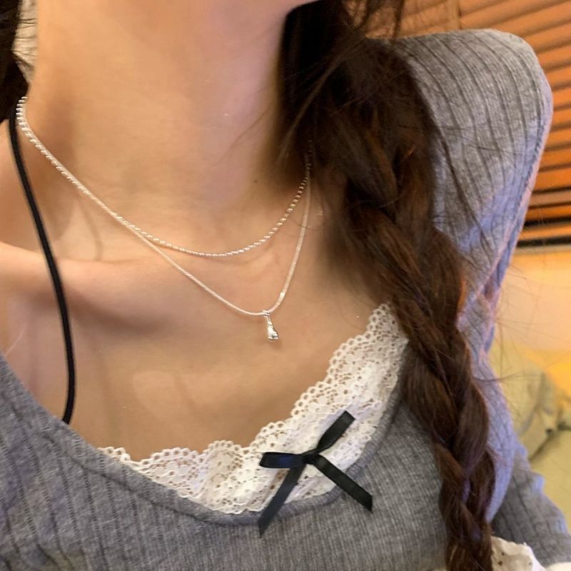 Water Drop Retro Design Temperament Entry Necklaces