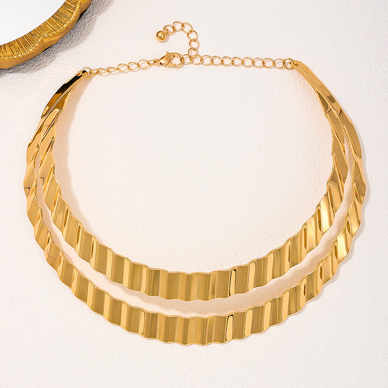 Piece Retro Exaggerated Punk Heavy Metal Double Clavicle Collar