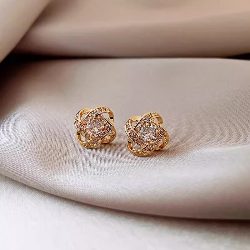 Quality Sier Korean Style Simple Light Stud Earrings