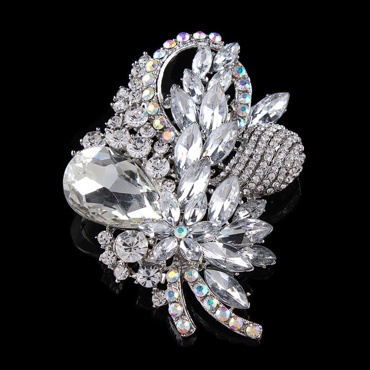 Retro Atmospheric Baroque Style Large Fashion Brooches