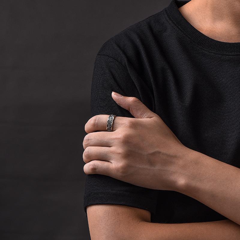 Men's Design Sense Niche Retro Personalized Index Ring