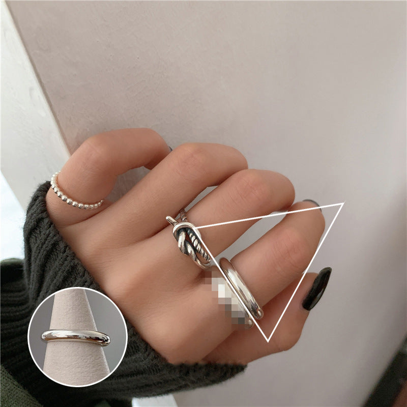 Female Retro Fashion Geometry Pattern Wave Rings