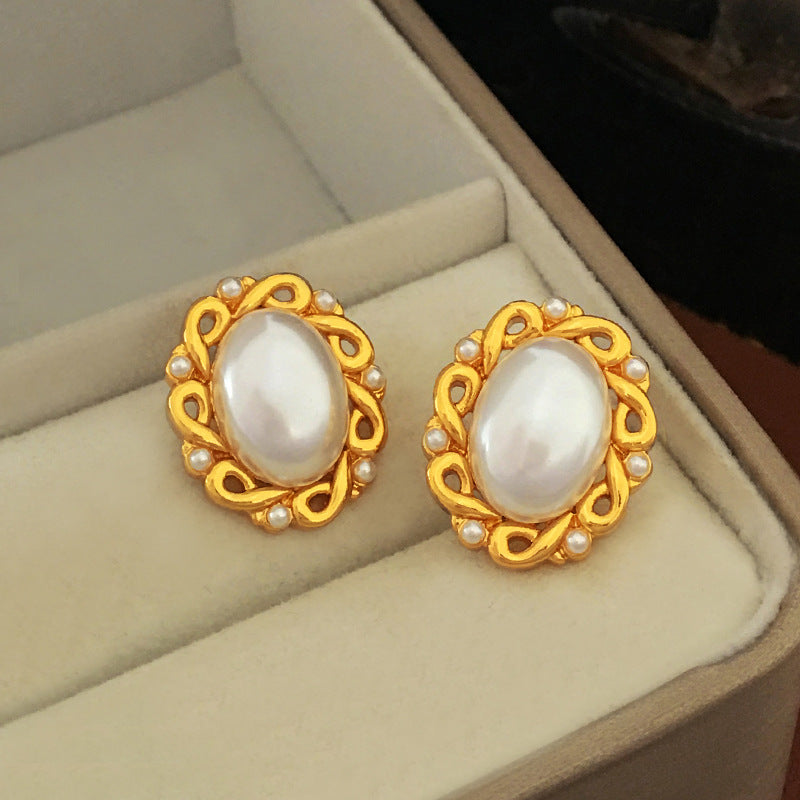 Hot Stylish Light Luxury Design Elegant Earrings