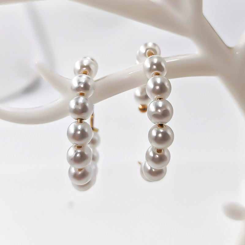 Women's Style Shaped Semicircle Pearl For Light Earrings
