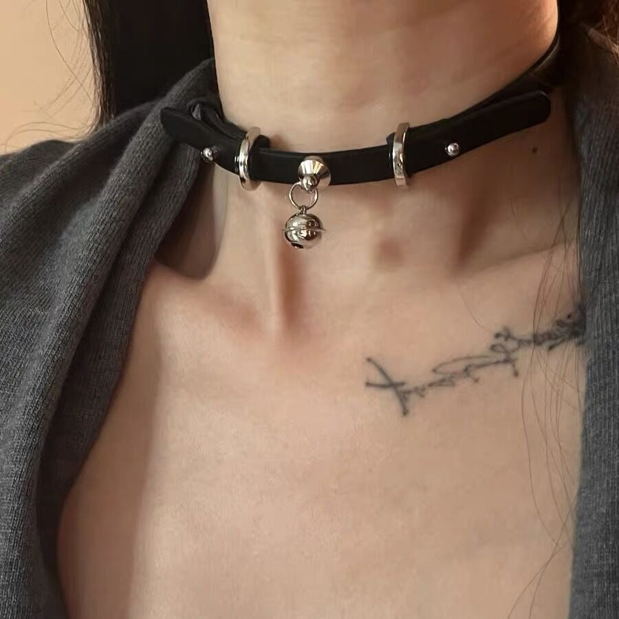 Binaural Little Bell Shape Leather Fashion Short Neck Band Christmas Collar
