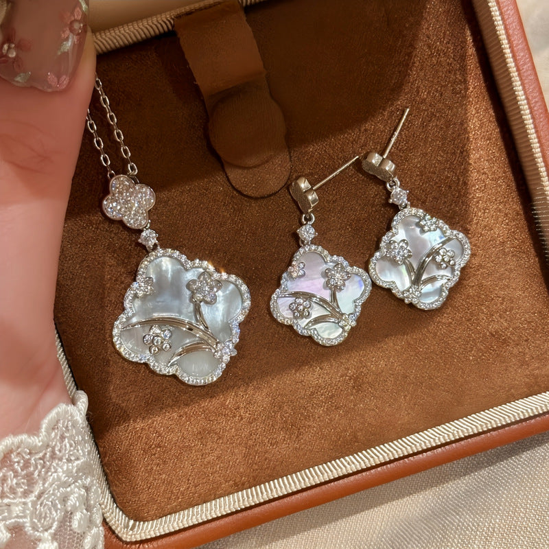 Women's Flower Fritillary Zircon Ear Light Luxury Minority High Sense Earrings