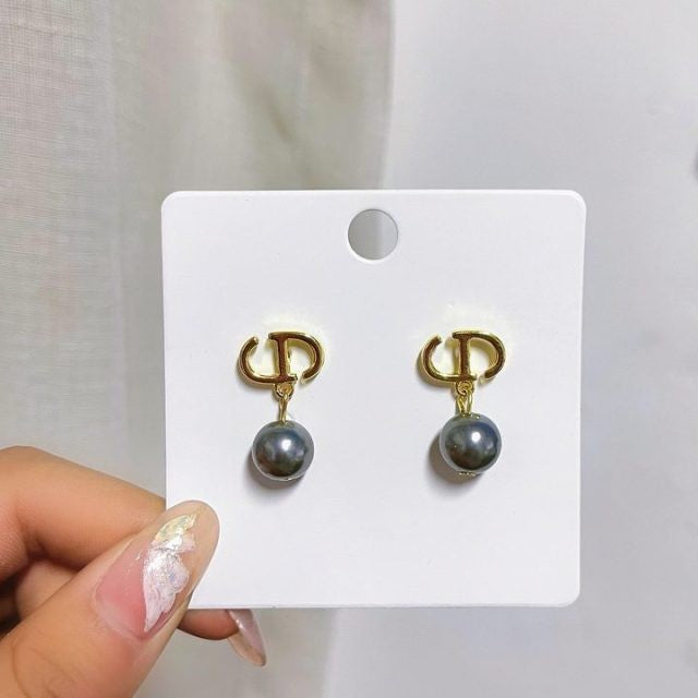 Women's Sier Needle High-grade Korean Affordable Luxury Earrings