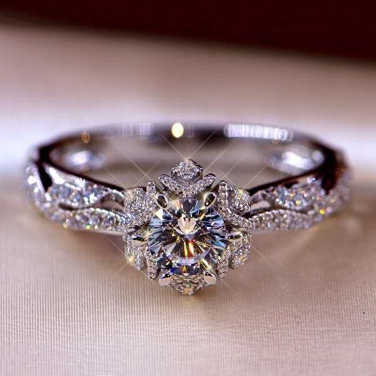 Women's Diamond Flower Luxury Exquisite Wedding Engagement Rings